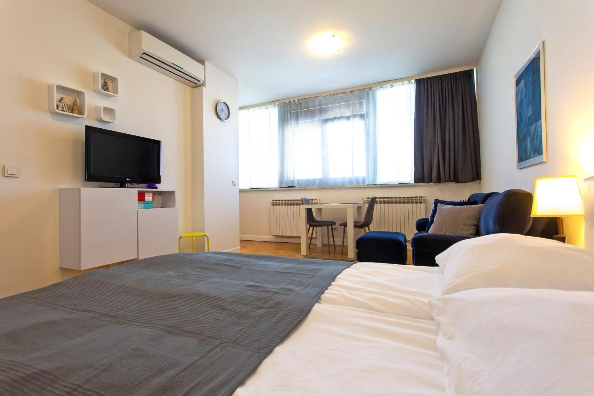 Apartment Studio M