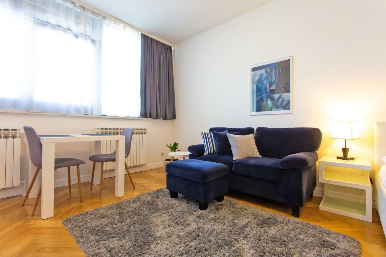 Apartment Studio M *